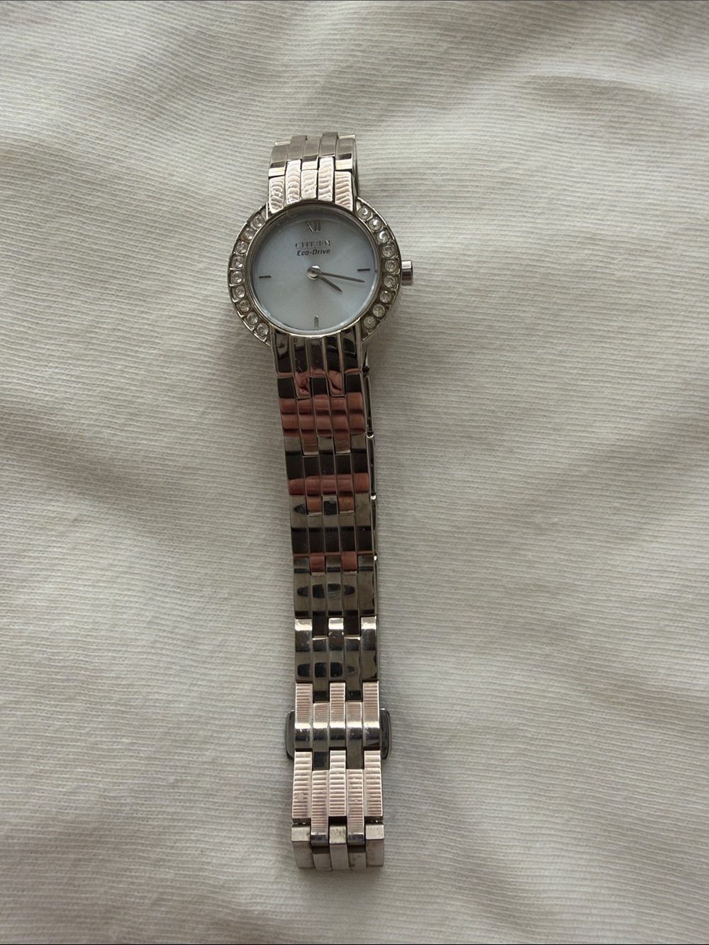 Citizen Women's Silver Crystal-Trim Bracelet Eco-Drive Watch